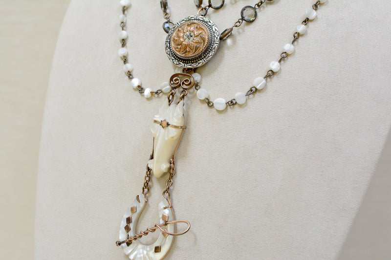 Rare 19 th. C. Mother-of-Pearl Horse Shoe Fob Festoon Necklace